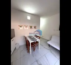 Appartamenti in Vendita - Appartamento a 50 mt dal mare