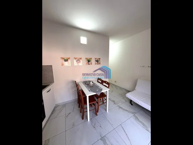 Appartamenti in Vendita - Appartamento a 50 mt dal mare