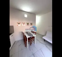 Appartamenti in Vendita - Appartamento a 50 mt dal mare