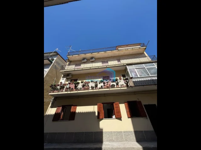 Appartamenti in Vendita - Luminoso ed ampio  appartamento