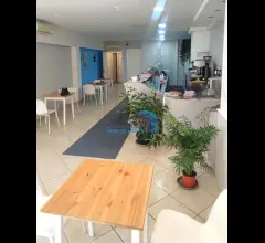 Appartamenti in Vendita - Vendesi attivita zona centrale