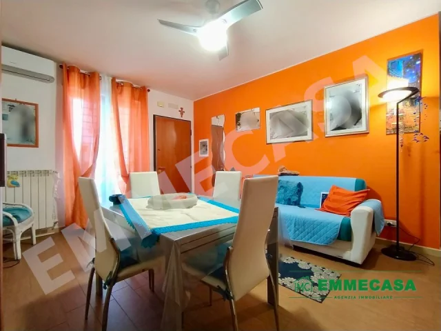 Appartamenti in Vendita - Quadrivani con patio e box triplo