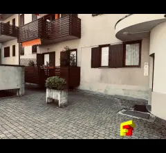 Appartamenti in Vendita - Trilocale in contesto signorile con piscina