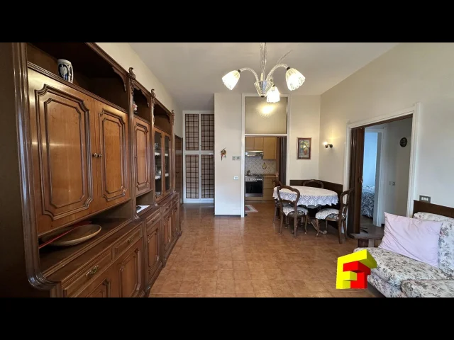 Appartamenti in Vendita - Trilocale con ampio terrazzo e box