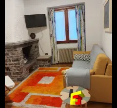 Cremeno- trilocale termoautonomo in posizione centralissima