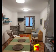 Appartamenti in Vendita - Cremeno- trilocale termoautonomo in posizione centralissima
