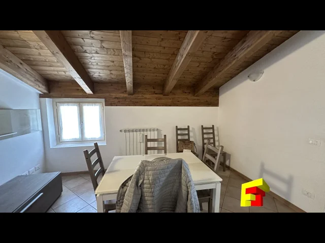 Appartamenti in Vendita - Cremeno - bilocale mansardato di recente realizzazione