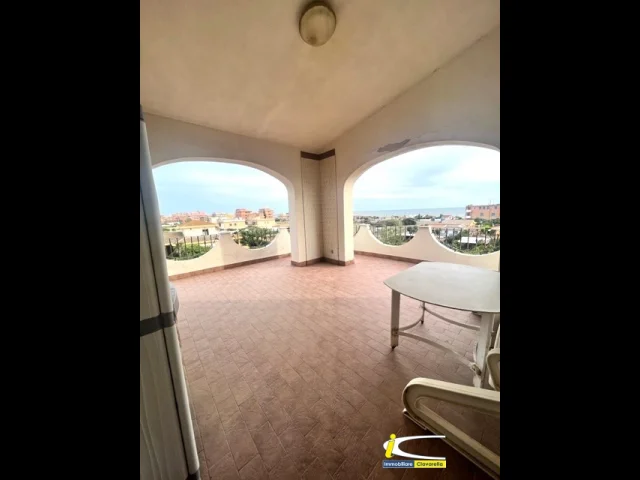 Appartamenti in Vendita - Attico e superattico con vista panoramica sul mare