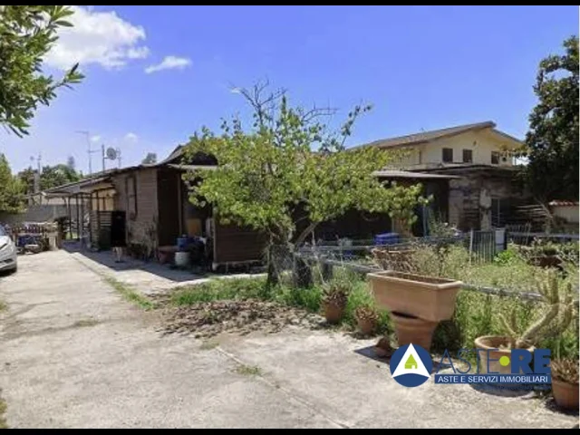 Abitazione di tipo economico - via esino, 17