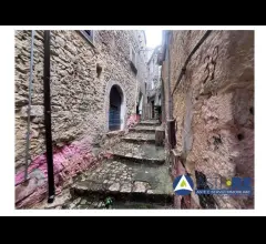 Appartamenti in Vendita - Appartamento - via isola castello snc