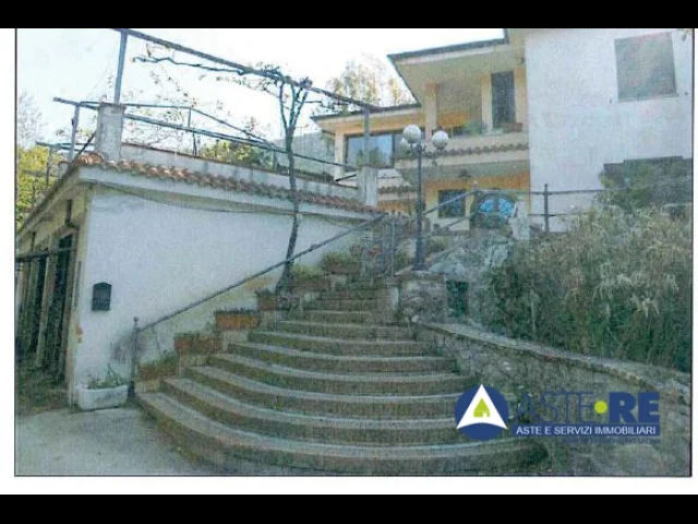 Abitazione in villini - via lauro, 6