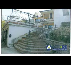 Abitazione in villini - via lauro, 6
