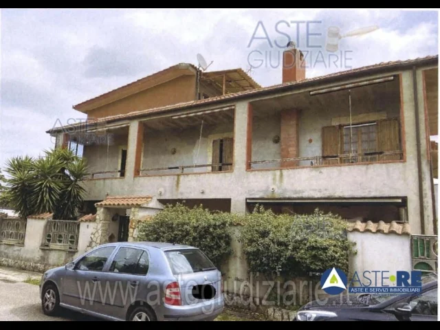 Appartamento - loc.campo di carne, via aurelio saffi 5