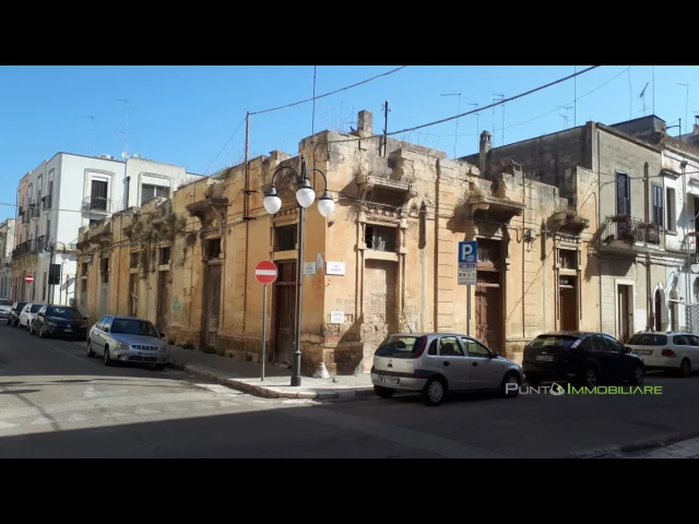 Appartamenti in Vendita - 420mq terreno edificabile in centro