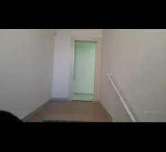 Appartamenti in Vendita - Porzione (3 stanze) di ampio ufficio