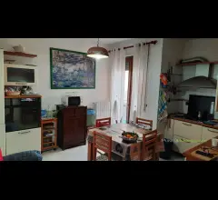 Appartamenti in Vendita - Luminoso appartamento con posto auto