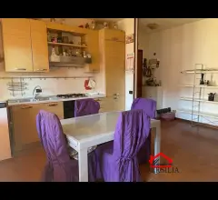 Appartamenti in Vendita - Appartamento comodo ai servizi, soleggiato, con terrazza