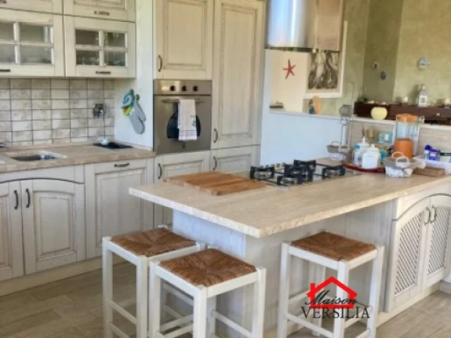 Appartamenti in Vendita - Appartamento in villa in locazione transitoria
