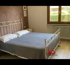 Appartamenti in Vendita - Appartamento in villa in locazione transitoria
