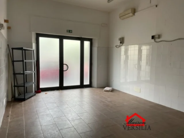 Appartamenti in Vendita - Locale commerciale in vendita