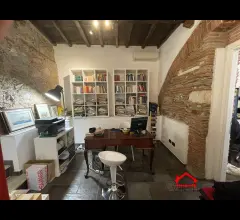 Appartamenti in Vendita - Ufficio ristrutturato
