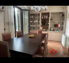 Appartamenti in Vendita - Porzione di trifamiliare a meno di 200 m dal mare