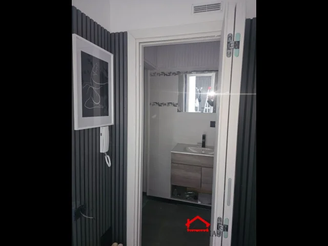Stanza facente parte di ufficio ristrutturato a nuovo