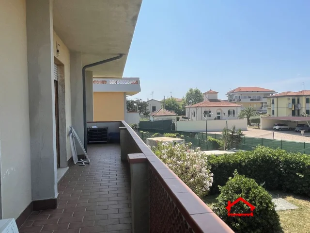 Appartamenti in Vendita - Appartamento con terrazza