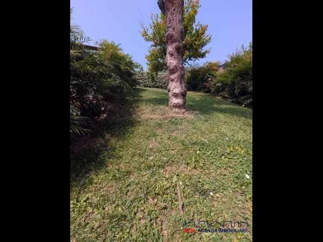 Appartamenti in Vendita - Torreglia / luvigliano - trifamiliare indipendente vista colli