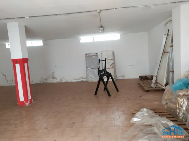 Appartamenti in Vendita - Locale deposito da investimento