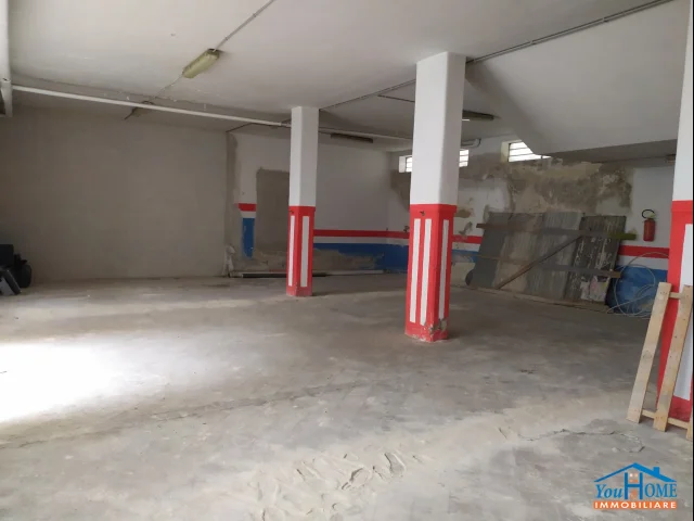 Locale deposito ad investimento piano terra
