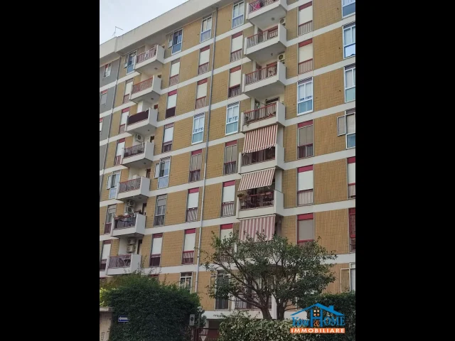 Appartamenti in Vendita - Appartamento 4 vani e accessori