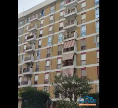 Appartamenti in Vendita - Appartamento 4 vani e accessori