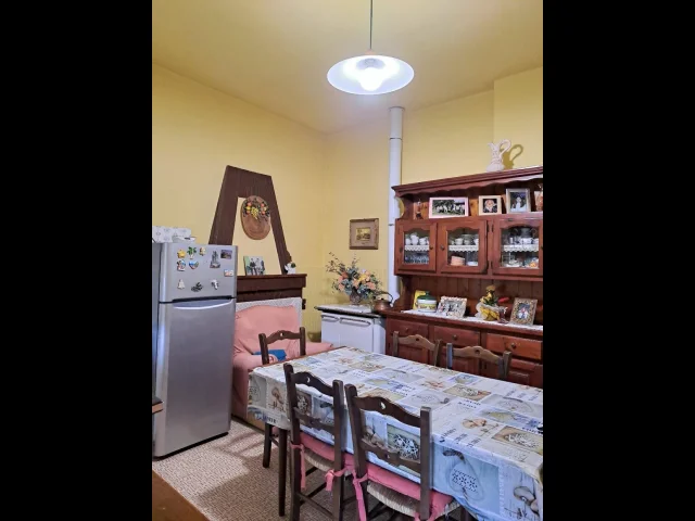 Appartamenti in Vendita - Camaiore casa singola con ampio terreno