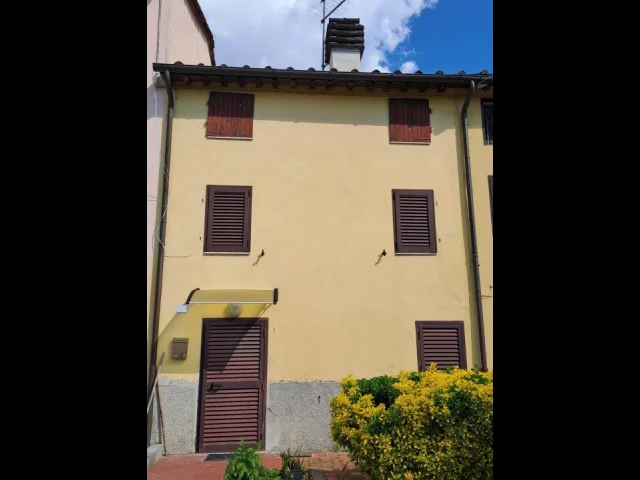S. alessio terratetto da ristrutturare