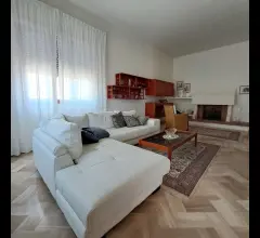 Massarosa bozzano villa singola con giardino