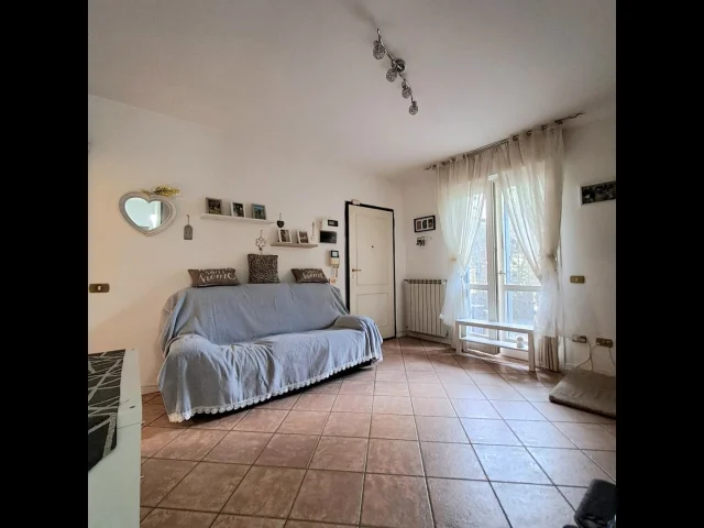 Viareggio prima periferia appartamento con grande giardino