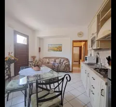Appartamenti in Vendita - Stiava delizioso piano terra indipendente