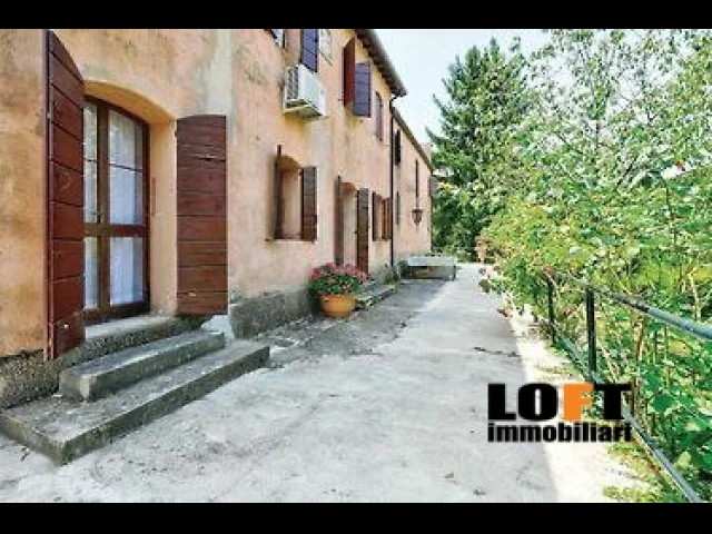 Appartamenti in Vendita - Torreglia alta - villa indipendente con giardino