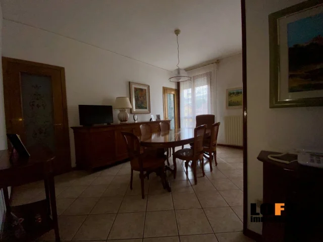 Appartamenti in Vendita - Abano isola pedonale vendesi duplex con ascensore