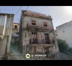 Appartamenti in Vendita - Panoramica casa indipendente
