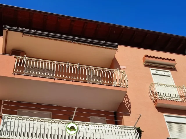 Appartamenti in Vendita - Appartamento con panoramico terrazzo vicino al mare