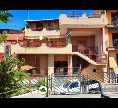 Appartamenti in Vendita - Panoramica casa indipendente con ampi spazi esterni