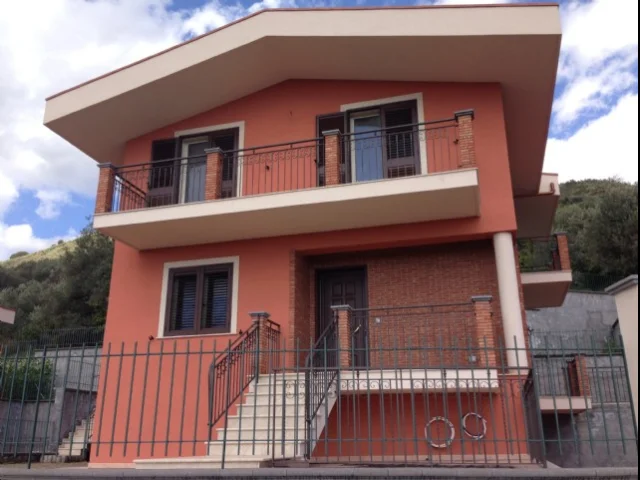 Appartamenti in Vendita - Prestigiose ville di nuova costruzione