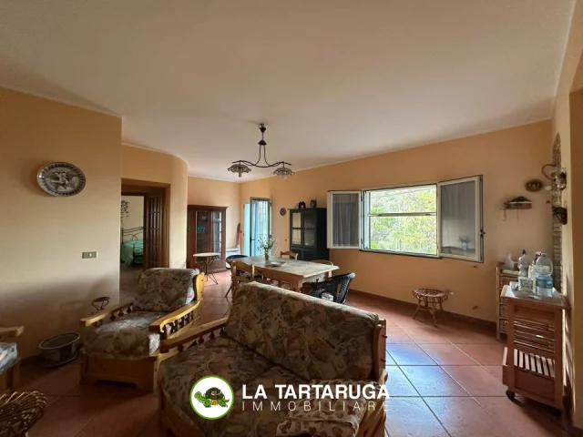 Appartamenti in Vendita - Panoramico appartamento a savoca