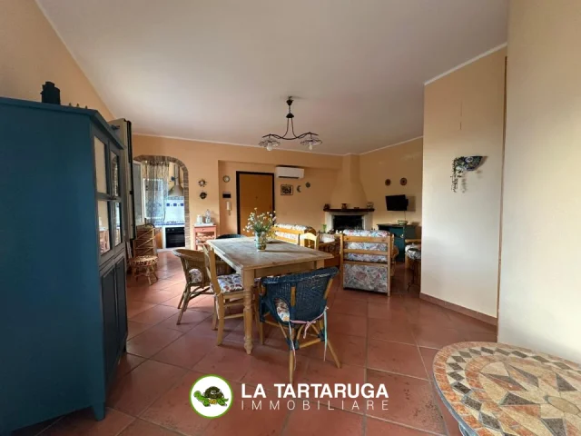 Appartamenti in Vendita - Panoramico appartamento a savoca