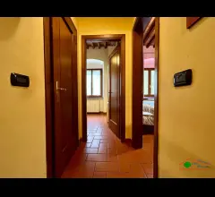 Appartamenti in Vendita - Grazioso appartamento con cantina zona piaggione