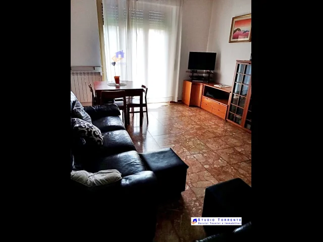 Appartamenti in Vendita - Tre locali cucina abitabile con box