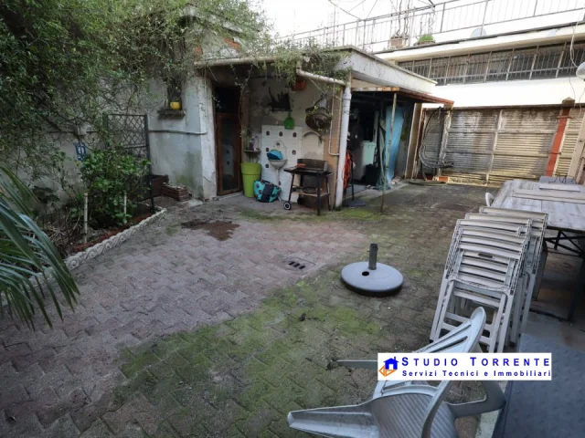 Appartamenti in Vendita - Villa libera sui 4 lati