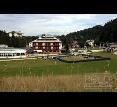 Appartamenti in Vendita - Hotel ai piedi delle piste da sci